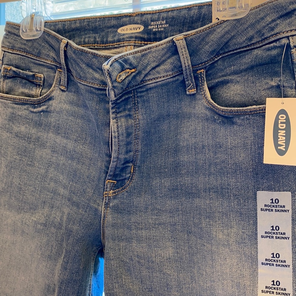 Old Navy Rockstar Super Skinny Jeans